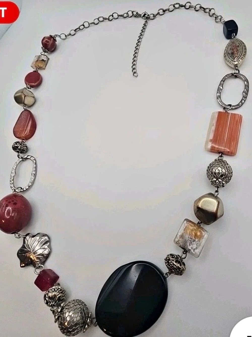 Premier Design Statement Beaded Charm Necklace in Red & Black 14” drop Like New